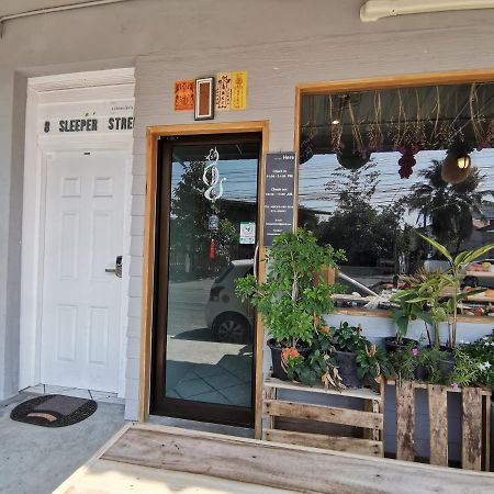 8 Sleeper Street Guesthouse Krabi Exterior foto