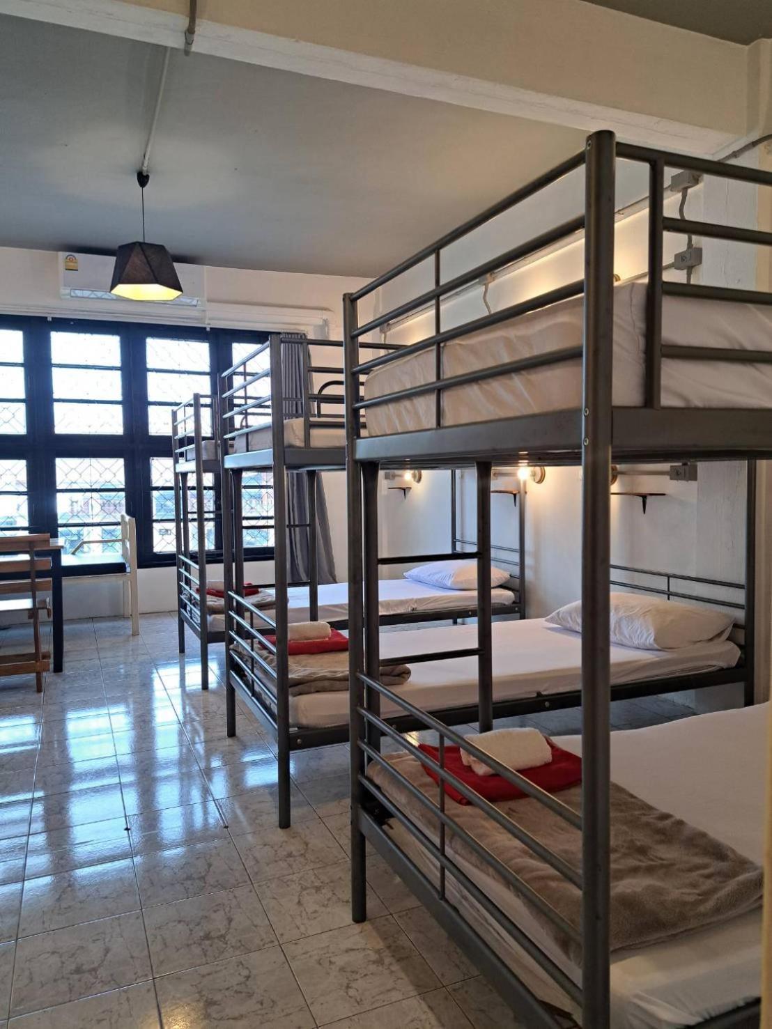8 Sleeper Street Guesthouse Krabi Exterior foto