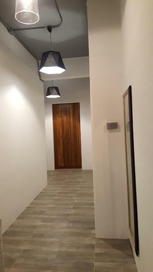 8 Sleeper Street Guesthouse Krabi Exterior foto