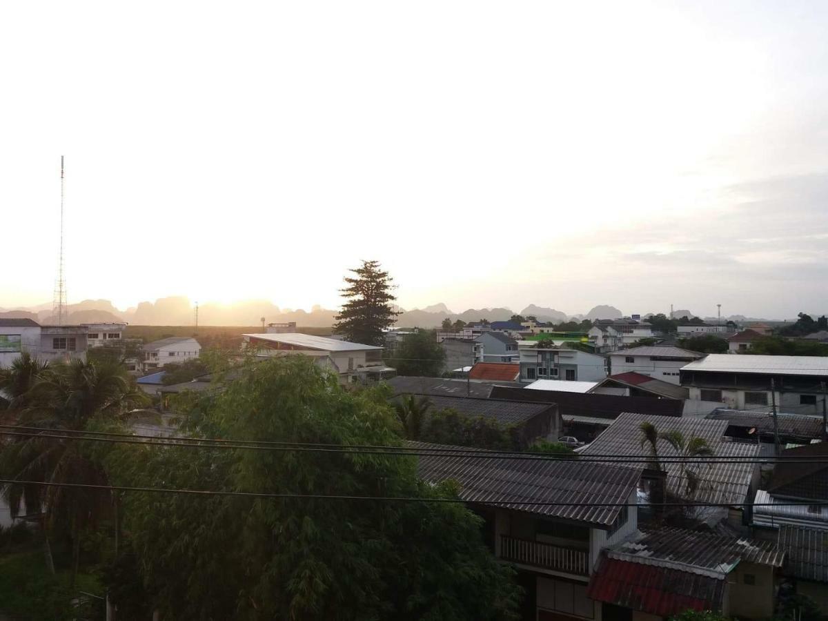 8 Sleeper Street Guesthouse Krabi Exterior foto