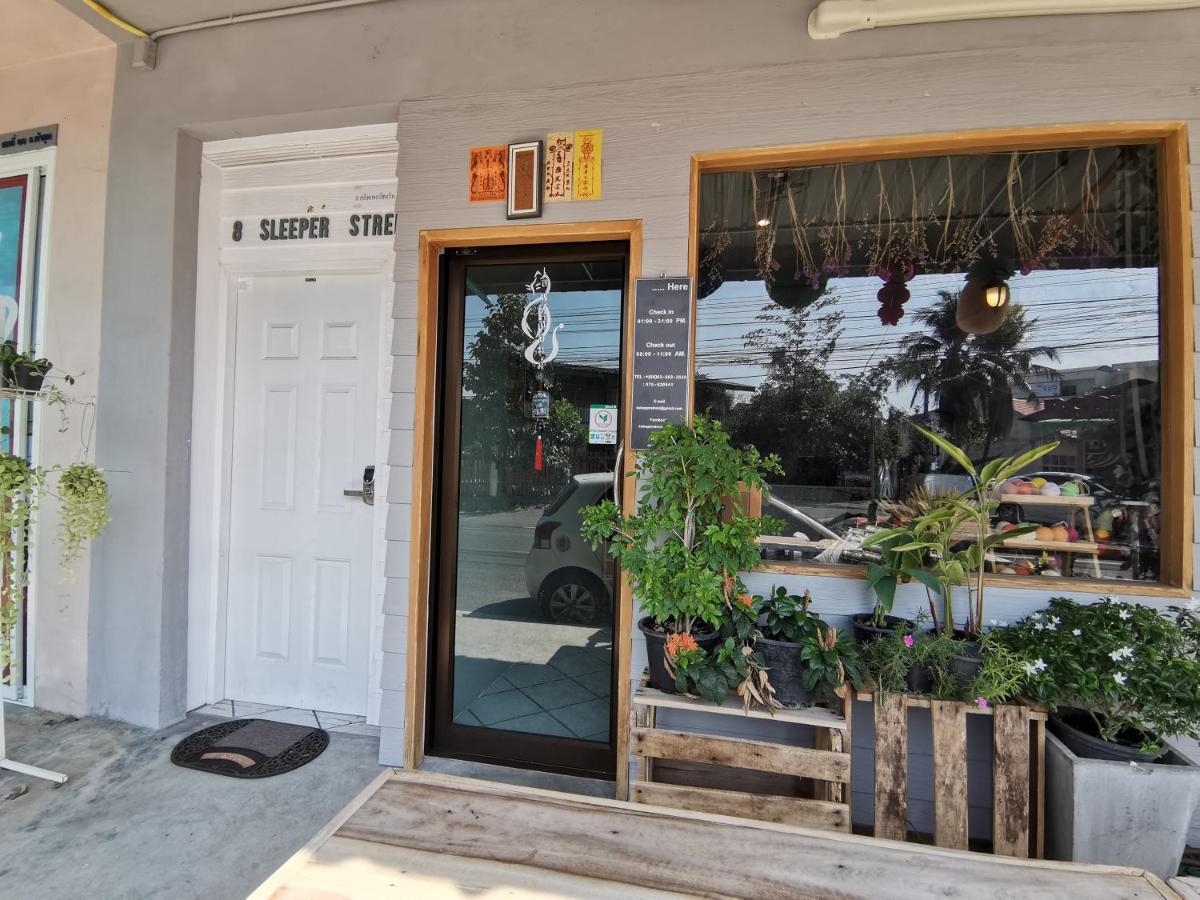 8 Sleeper Street Guesthouse Krabi Exterior foto